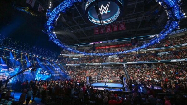 Estrela do WWE SmackDown passa por grandes mudanças em outro programa