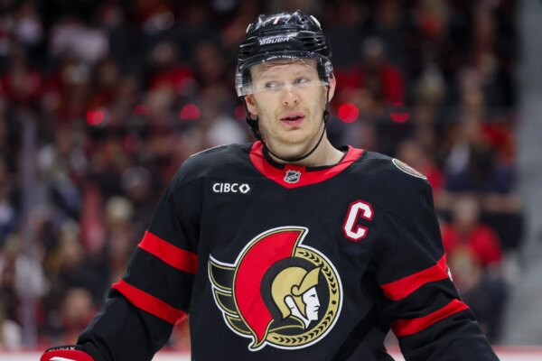 Bryan Hayes critica Brady Tkachuk por exigir troca dos senadores de Ottawa
