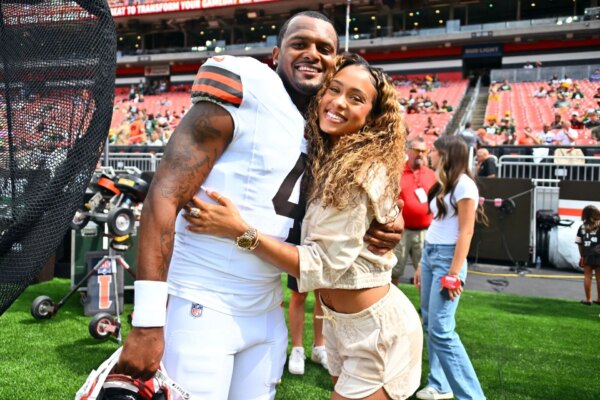 FOTOS: Deshaun Watson revela o apelido de duas palavras para a esposa Jilly Anais após uma impressionante sessão de fotos juntos