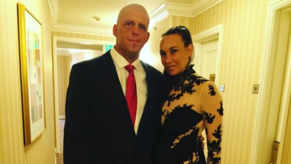 Parabéns ao veterano da AEW Dustin Rhodes e sua esposa Ta-rel Marie Runnels