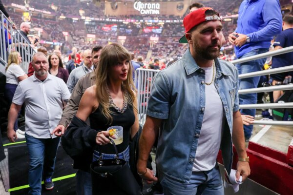 ‘Arruinando o casamento de um cidadão’: fãs da NFL criticam o TMZ por usar Taylor Swift “para visualizações” em meio a rumores de casamento com Travis Kelce
