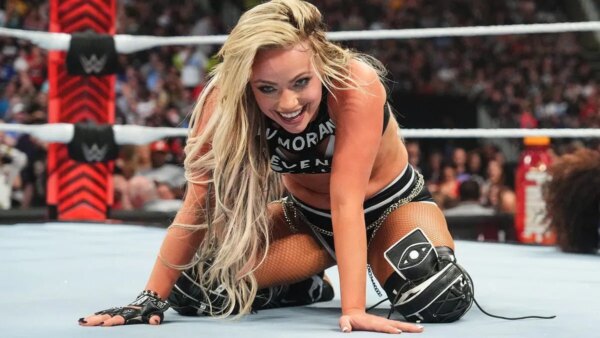 WWE: BREAKING: Liv Morgan sofre uma lesão infeliz no evento ao vivo da WWE
