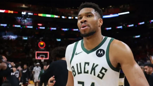 Por que negociar com Giannis pode ser a jogada mais inteligente que o dinheiro já fez