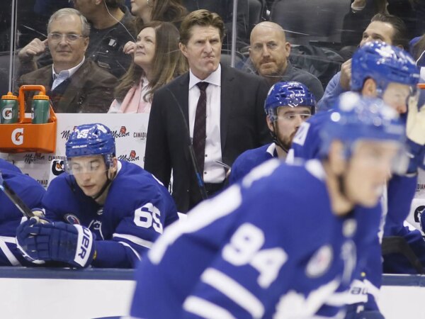 Ex-jogador do Maple Leafs critica Mike Babcock após coletiva de imprensa dos Oilers