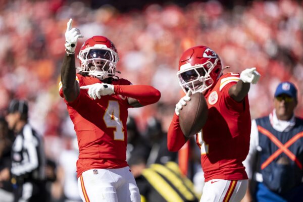 Nick Wright expressa seus sentimentos sobre os Chiefs depositando fé em Rashee Rice, Xavier Worthy e Tyquan Thornton, apesar da disponibilidade de Tyreek Hill