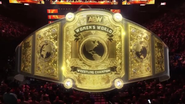 Atual campeão da AEW contido pela equipe e expulso à força após invadir outra promoção de wrestling