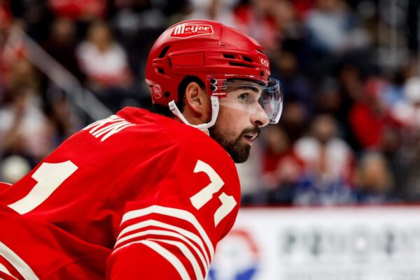 Wild permanece no jogo de espera de Dylan Larkin, ansioso para dar o próximo grande golpe: ‘Há muito tempo’