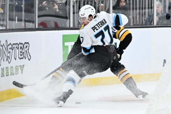 Notas comerciais da NHL: Bruins contratam um ala em JJ Peterka que se encaixa em sua janela competitiva