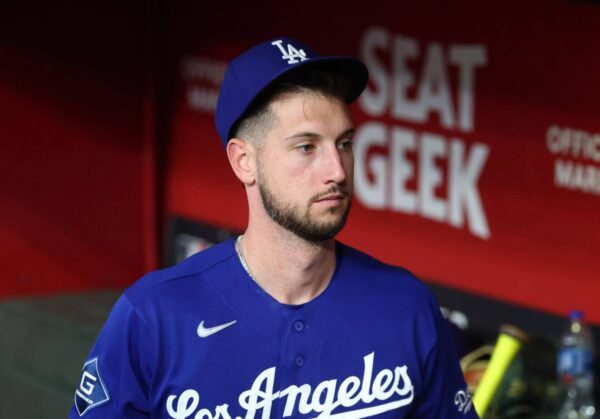 Kyle Tucker e Dalton Rushing saem do jogo Dodgers-Twins devido a lesões