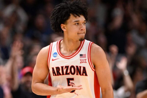 Brayden Burries selecionado pelo Milwaukee Bucks com a 10ª escolha no Draft da NBA de 2026