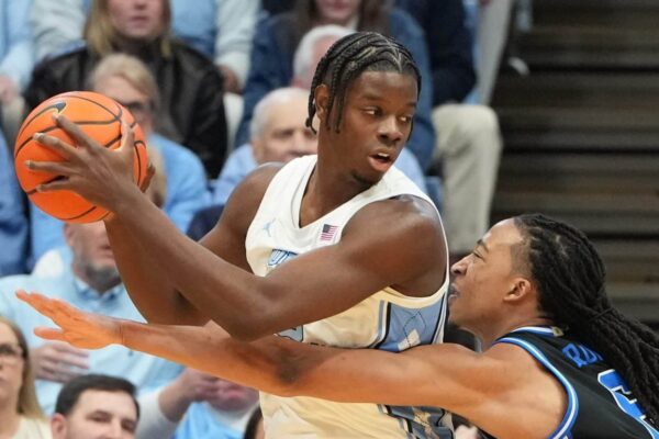 Chicago Bulls seleciona Caleb Wilson com a quarta escolha no Draft da NBA de 2026