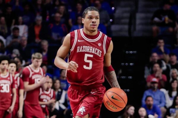 Sacramento Kings seleciona Darius Acuff Jr. com a 7ª escolha no Draft da NBA de 2026
