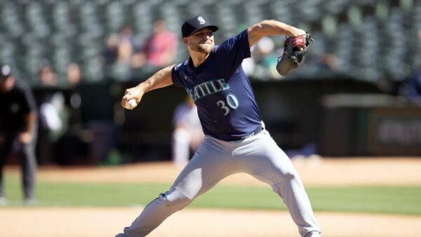 Gêmeos criam o veterano RHP Austin Voth