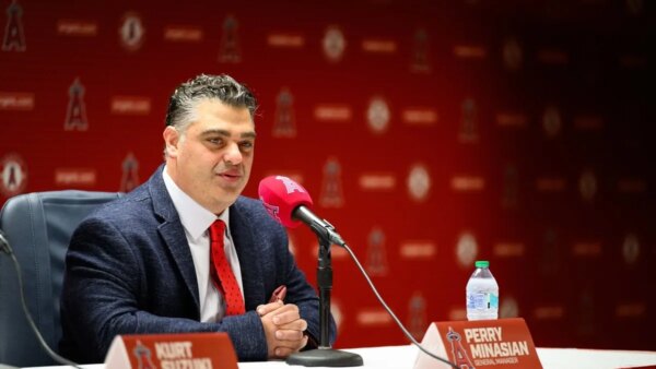 Angels demitem o GM Perry Minasian e contratam John Mozeliak como interino