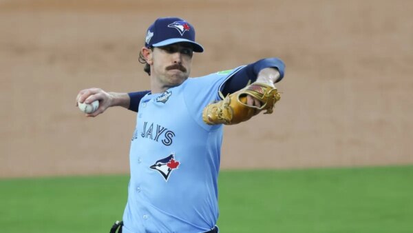 Blue Jays RHP Shane Bieber definido para estreia na temporada contra Astros