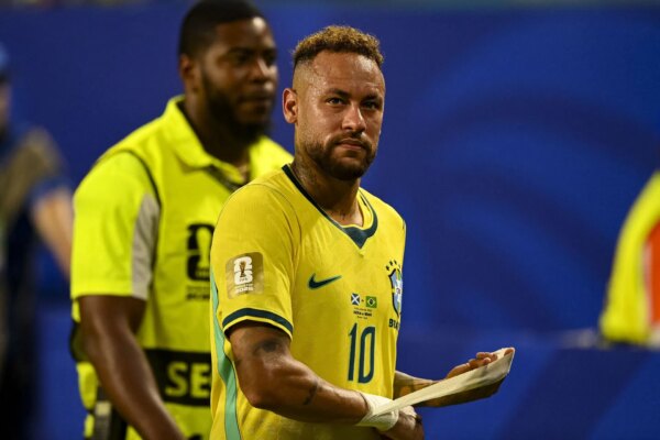 Seguranças impediram o filho de Neymar de conhecer o astro brasileiro após não reconhecê-lo