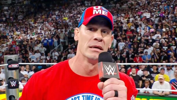“Maneira horrível de dizer: ‘Dane-se, fãs!’” – Lenda insatisfeita com a WWE