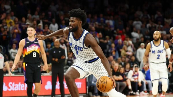 Magic dispensa F Jonathan Isaac em movimento de redução de custos