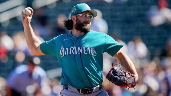 Royals adquirem RHP Randy Dobnak dos Mariners