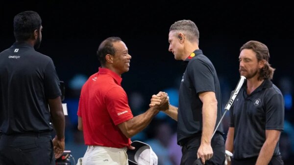 Tiger Woods faz aparição pública em apoio ao novo plano da PGA