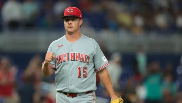 Reds prontos para receber de volta Emilio Pagan x Brewers