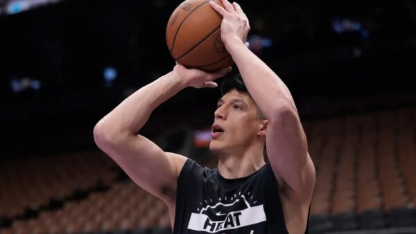 Relatório: Simone Fontecchio assinará novamente com o Heat