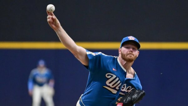 Brewers ativam RHP Brandon Woodruff (ombro) de IL