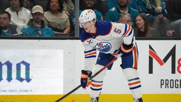 Relatório: Oilers D Connor Murphy obtém extensão de 5 anos e US$ 20,4 milhões