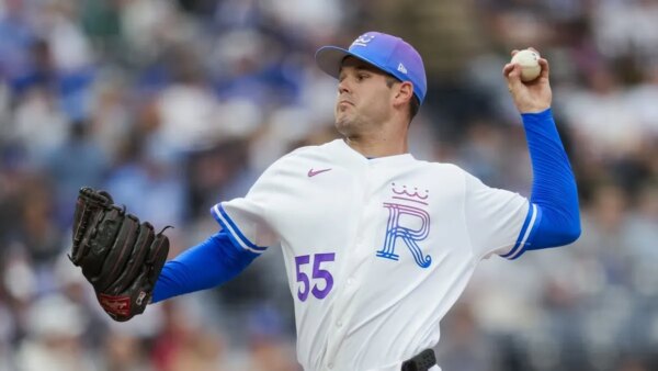 Royals LHP Cole Ragans foi submetido a uma cirurgia no cotovelo