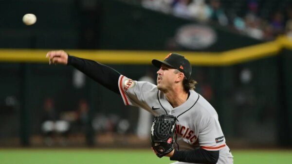 Aproveitando a onda de arremessos iniciais estelares, os Giants visitam D-backs em dificuldades