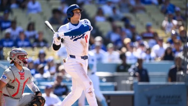Shohei Ohtani perde o jogo, longe dos Dodgers, aguardando o nascimento do filho