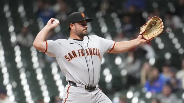 Mariners trocam pelo veterano infielder dos Giants, Buddy Kennedy