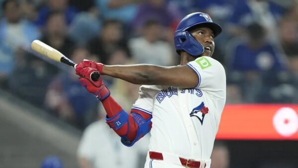 Jays coloca OF Jesus Sanchez em IL, recal INF Sean Keys