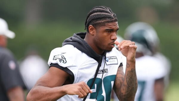 Eagles LB Jihaad Campbell fica em 11º lugar sem AJ Brown
