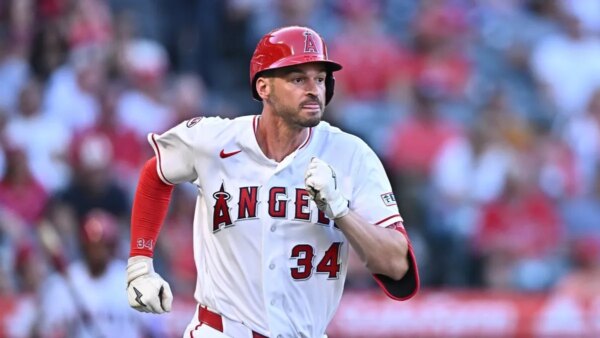 Trey Mancini elege agência gratuita após passagem pelos Angels