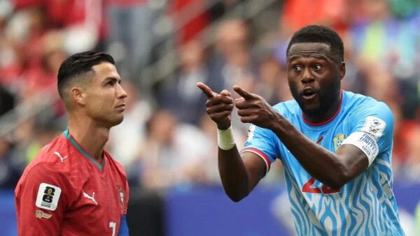 Técnico de Portugal defende manutenção de Cristiano Ronaldo no empate