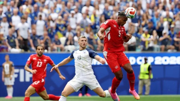 Suíça marca 4 aos 70 minutos e derrota a Bósnia e Herzegovina