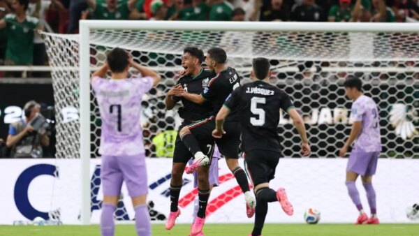 Erro do goleiro leva México à Coreia do Sul e garante primeiro lugar no Grupo A