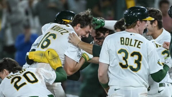 Resumo da MLB: Down 7, rali de A para vencer Angels na caminhada