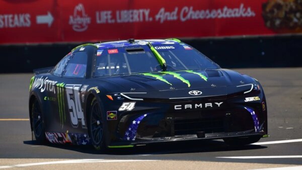 Ty Gibbs conquista a pole da NASCAR no Sonoma Raceway