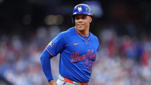Mets OF Juan Soto sai contra Cubs com tensão nas costas