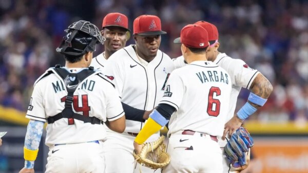 Jose Cabrera, dos D-backs, busca sucesso contínuo no confronto contra Rays