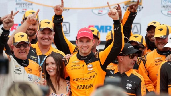 Christian Lundgaard supera colisão precoce para vencer o Grande Prêmio XPEL