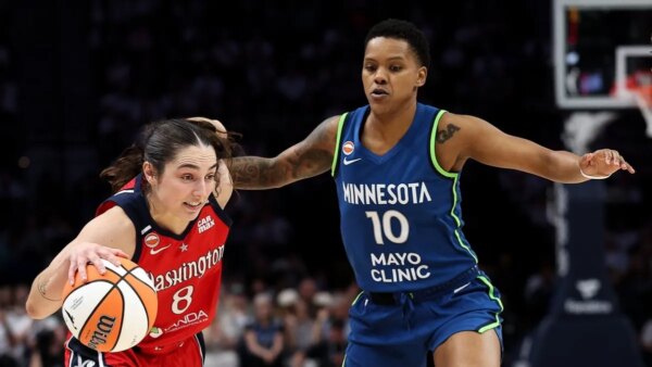 Finalização forte leva Mystics a derrotar Lynx, melhor da liga