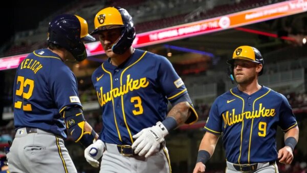 Brewers aproveitam o ataque criativo para a revanche contra os Reds