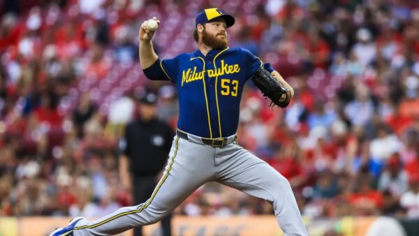 Resumo da MLB: Brandon Woodruff estrela em troca enquanto os Brewers derrotam os Reds em 10
