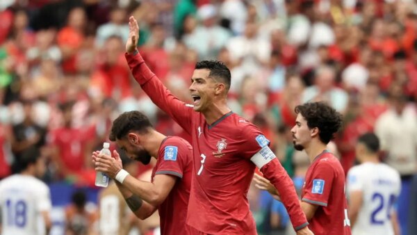 Cristiano Ronaldo marca dois gols na vitória de Portugal sobre o Uzbequistão