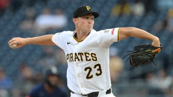 Cole Young e Cal Raleigh fazem home run enquanto os Mariners ultrapassam os Pirates