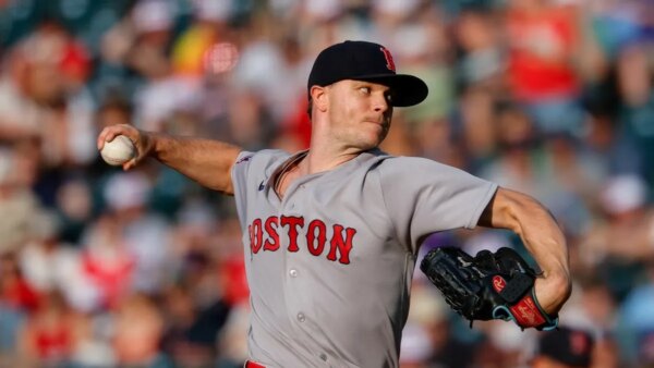 Sonny Gray torce 11 para liderar Red Sox sobre Rockies