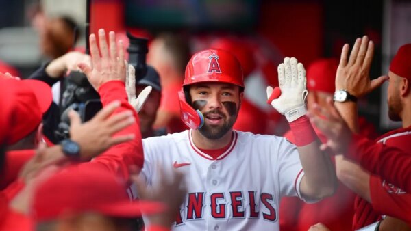 Ryan Johnson, Angels fecharam Orioles